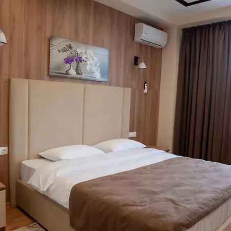 Lotus Отель 4*