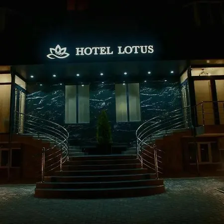 Отель Lotus